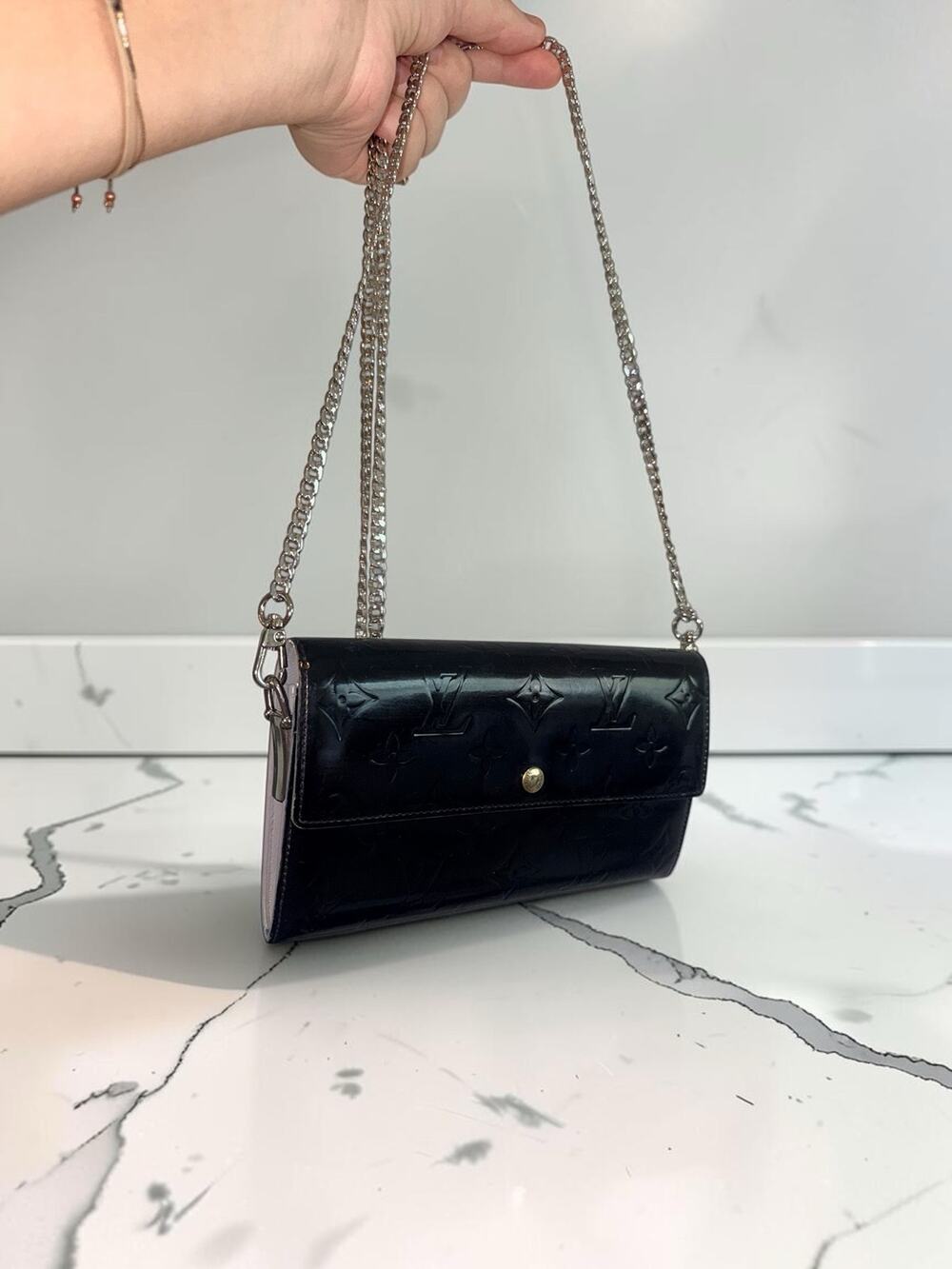 Louis Vuitton Sarah Vernis Wallet in Black WOC w/ COA
